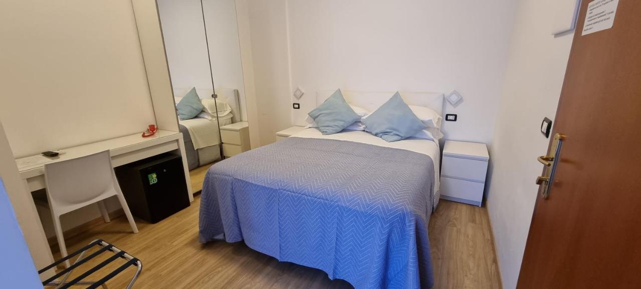 Hotel Mare Blu -- Boutique Пинето Экстерьер фото