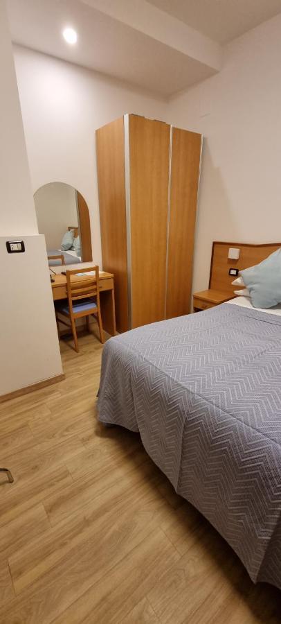 Hotel Mare Blu -- Boutique Пинето Экстерьер фото