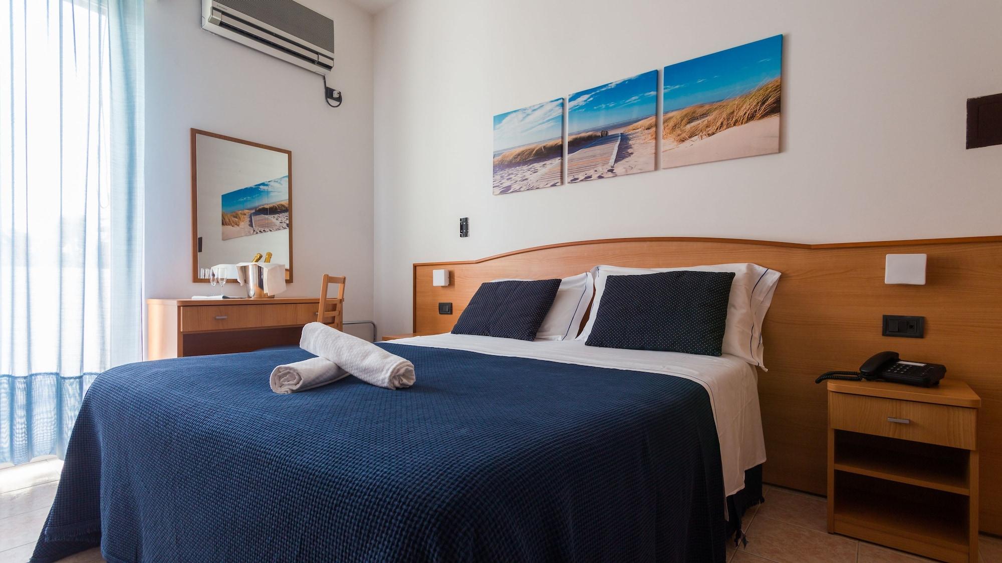 Hotel Mare Blu -- Boutique Пинето Экстерьер фото