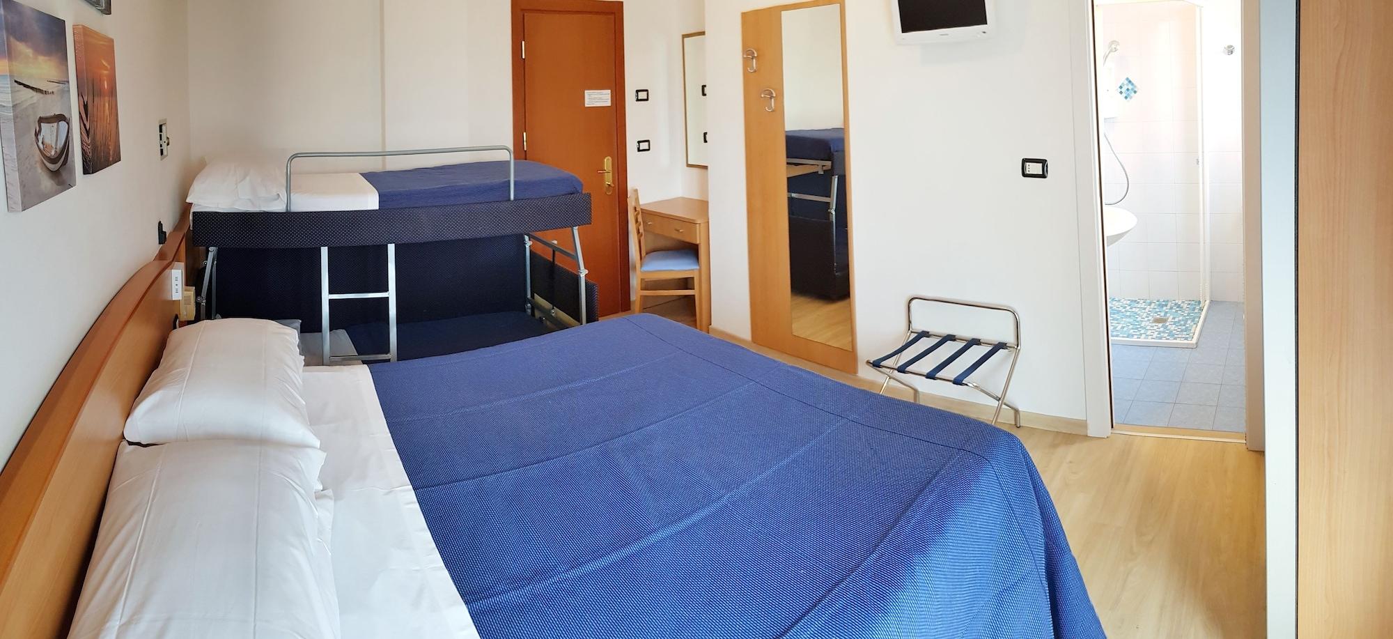 Hotel Mare Blu -- Boutique Пинето Экстерьер фото