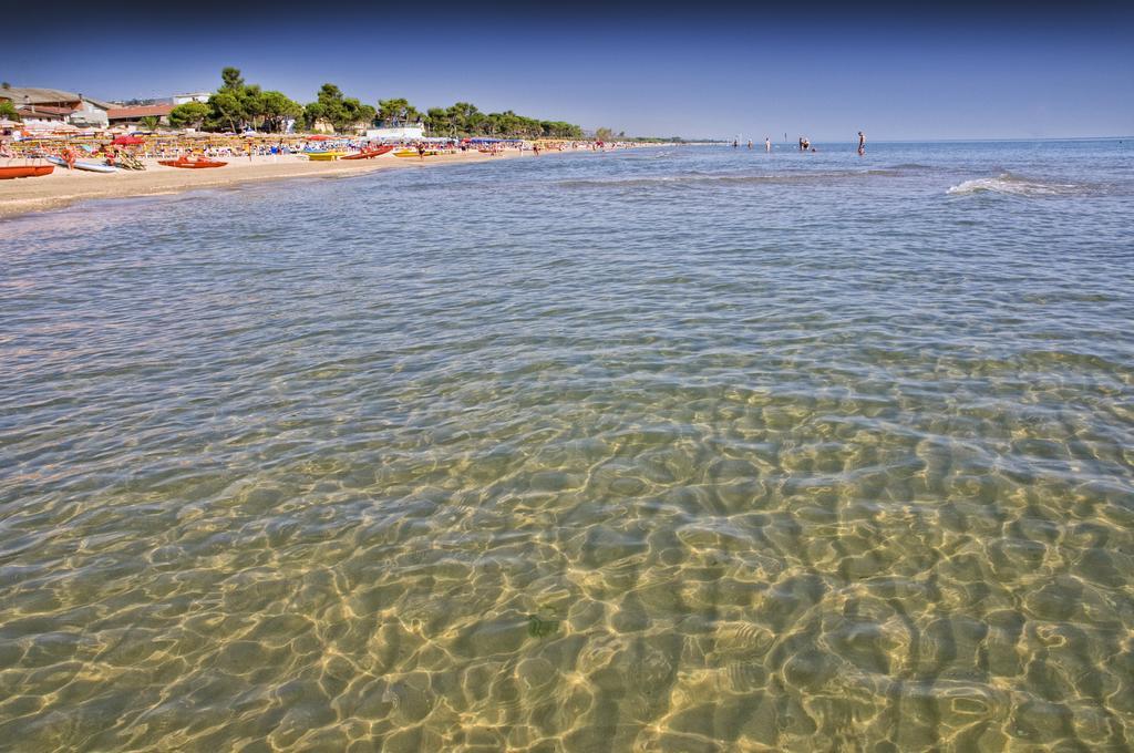 Hotel Mare Blu -- Boutique Пинето Экстерьер фото